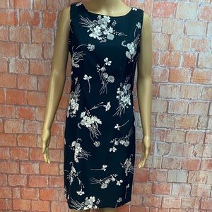 T & Company Floral‎ Sheath Dress